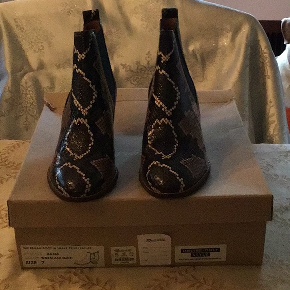 Madewell The Regan Boot in Snake Print Leather - Picture 5 of 5